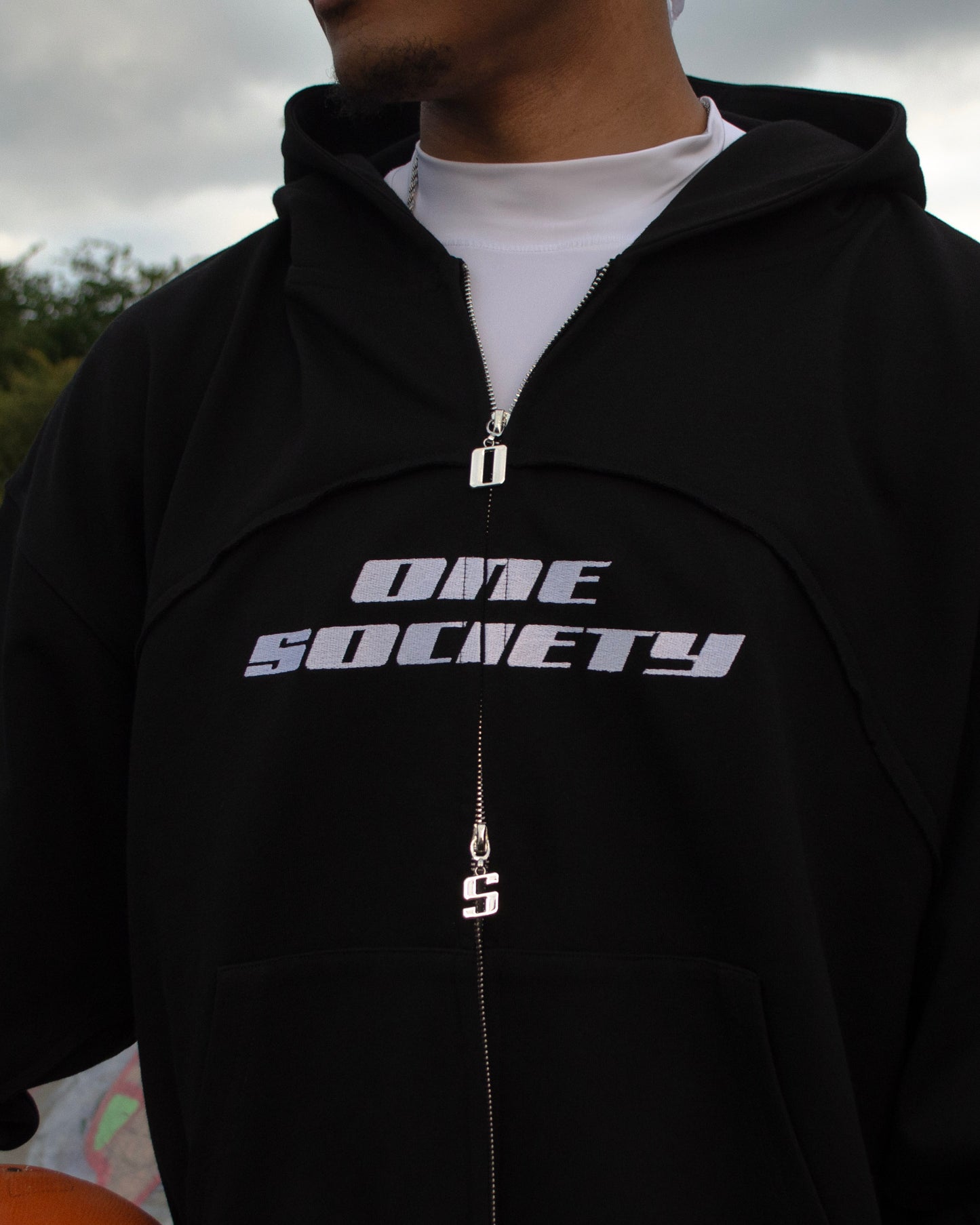 BULKING HOODIE x BLACK