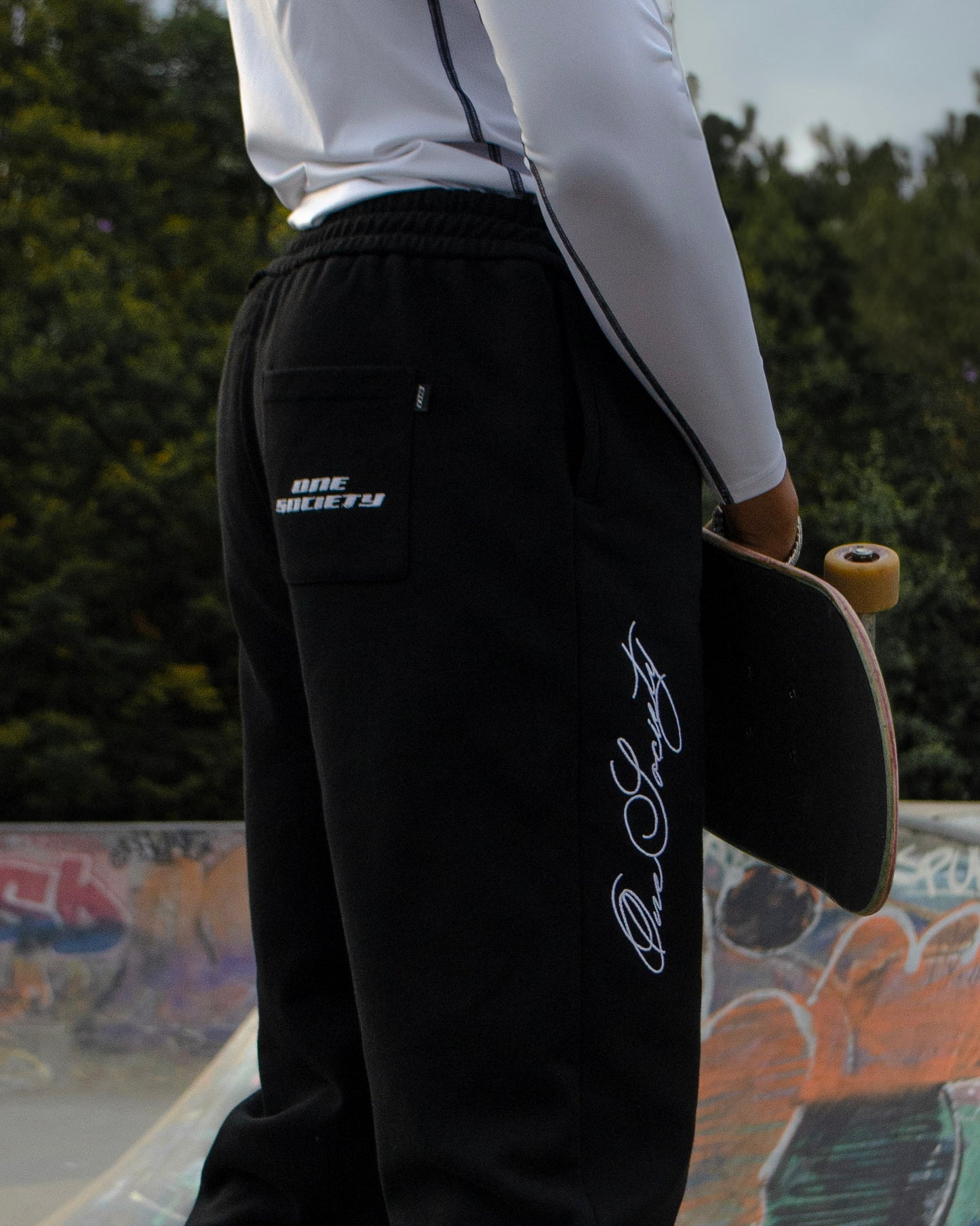 BULKING SWEATPANTS x BLACK