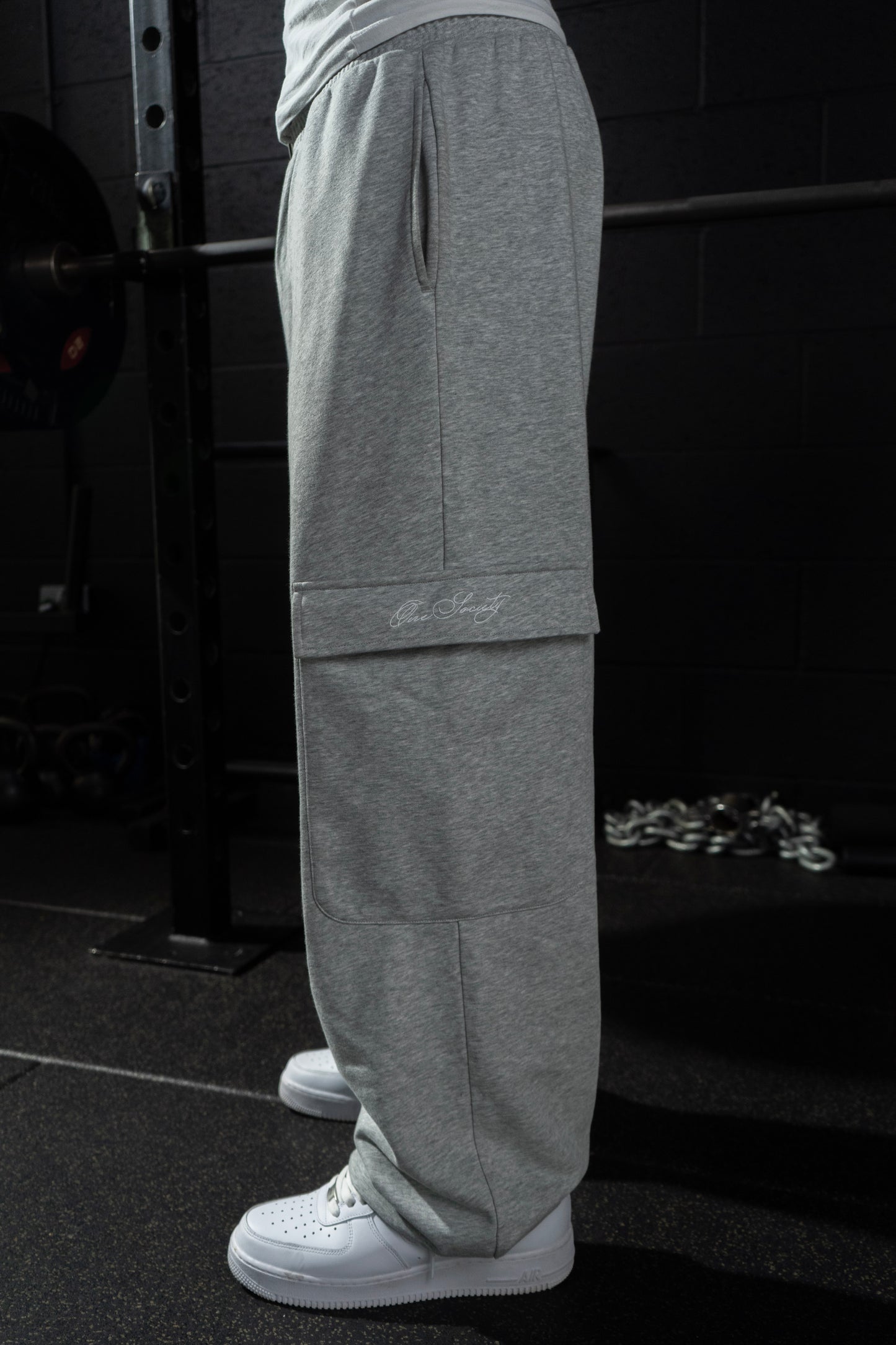 IRON CAPSULE X CARGO SWEATPANTS